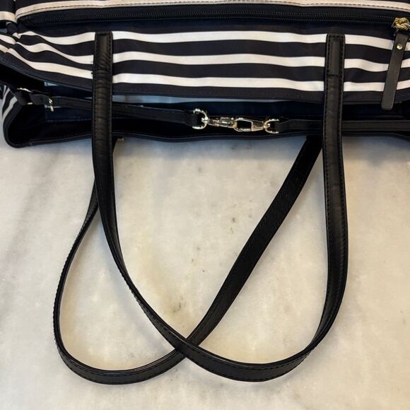 Kate Spade Watson Lane Betheny Baby Bag or Weekender Travel Bag - Picture 11 of 16